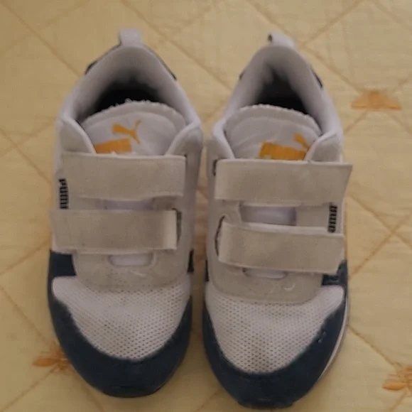 Super Cute Comfy Play Puma Kids Shoes - White, Blue, and Yellow - Picture 2 of 4